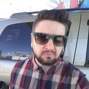 Meet your Posher, Justin